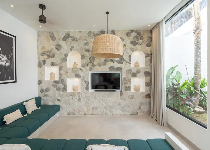 Emerald - By Yolla Hospitality Villa