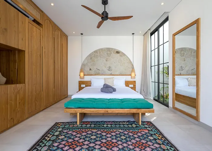 Emerald - By Yolla Hospitality Villa *
